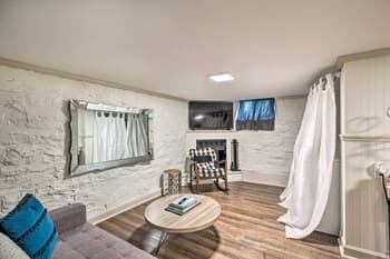 Garden-level Lexington Apt: 2 Mi to UK Campus!