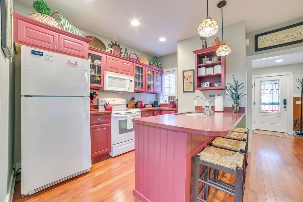 Northwest Michigan Duplex: 1/2 Mi to Lake Michigan