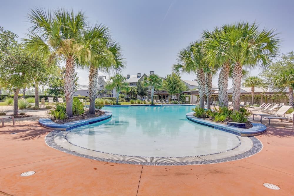 Coastal Port St Joe Getaway w/ Pool & Beach Access