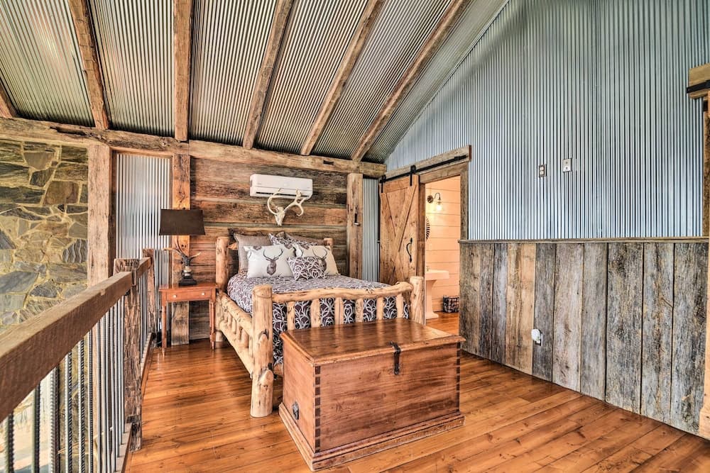 Lakefront Lewisburg Vacation Rental w/ Deck!