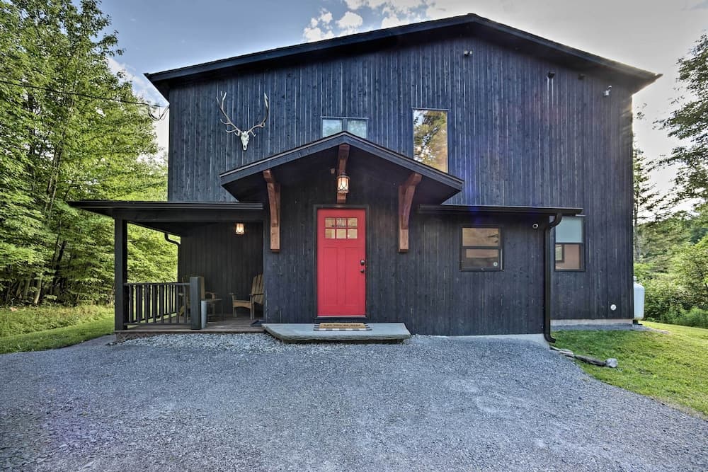 Luxury Home w/ Deck: Explore the Catskill Mtns!