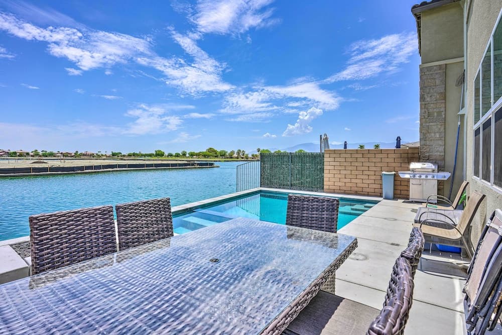 Serene Oasis - Lakeside Living: 6 Mi to Coachella!