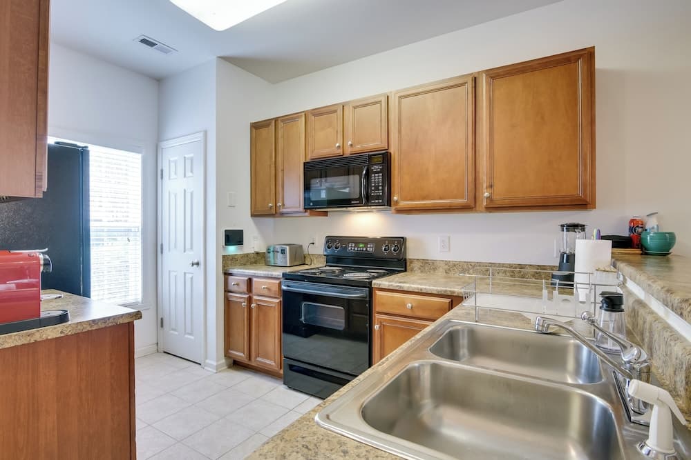 Inviting High Point Townhome With Patio + Privacy!