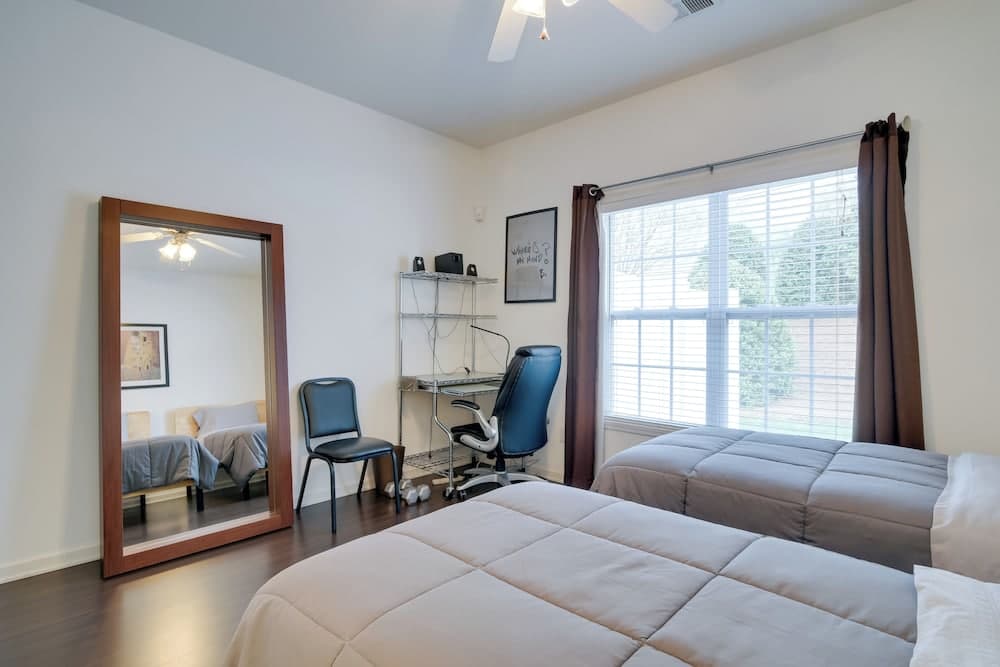 Inviting High Point Townhome With Patio + Privacy!