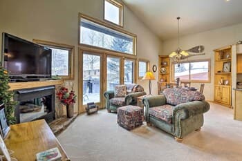 Frisco Townhome w/ Hot Tub - 10 Mi to Breckenridge