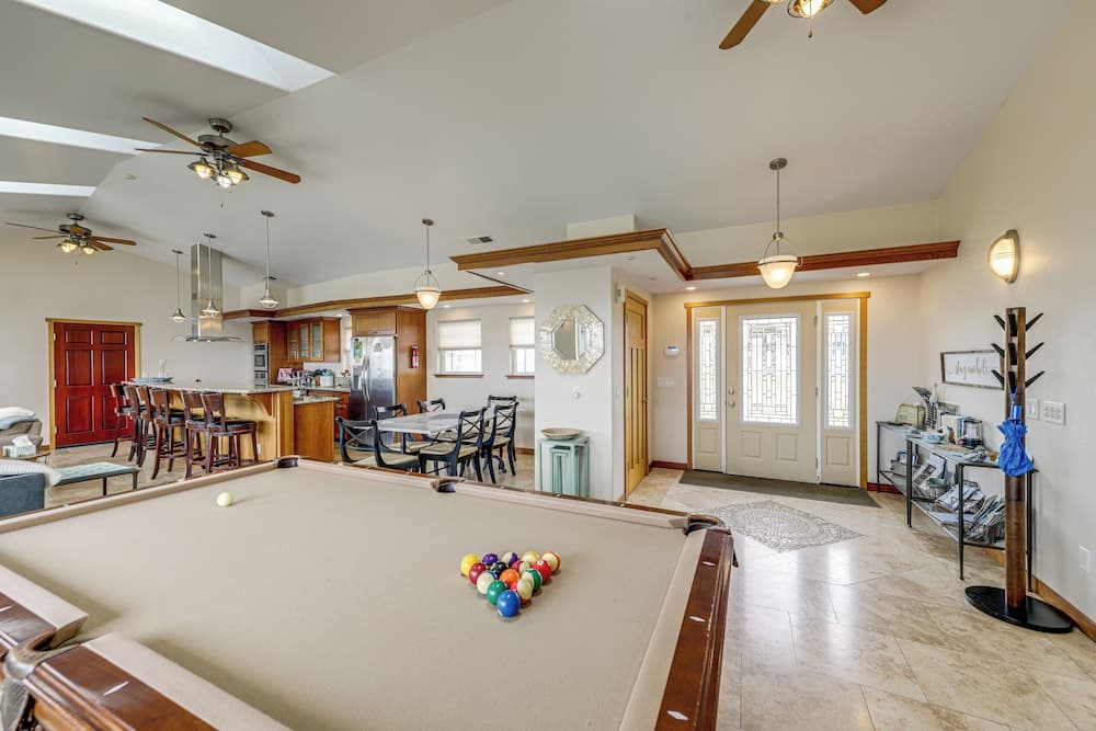 Crescent City Getaway w/ Panoramic Ocean Views!