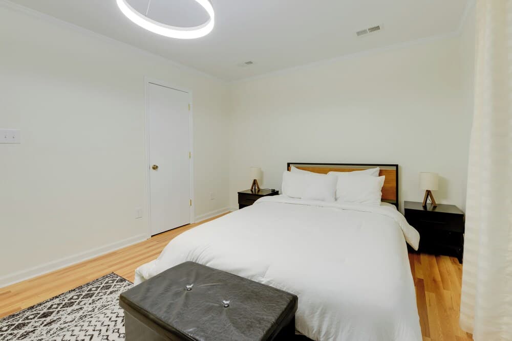 Cozy Cary Abode ~ 10 Mi to Downtown Raleigh!