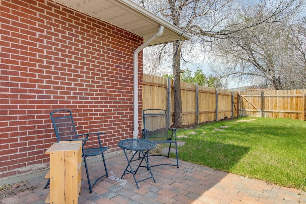 12 Mi to Denver: Golden Vacation Rental!