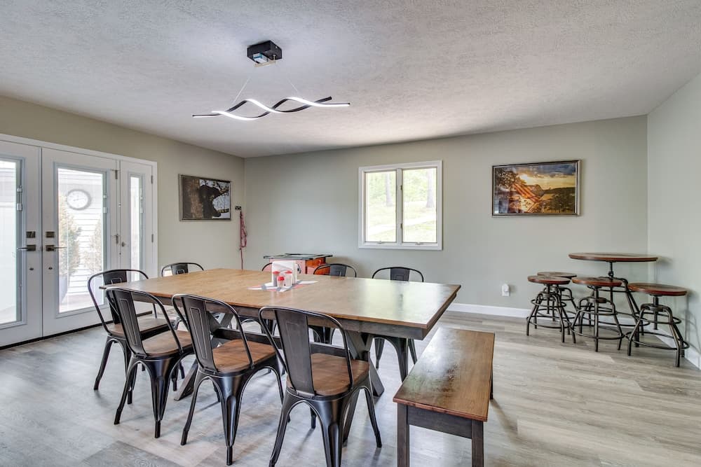 Serene Lakefront Mountain Home Getaway w/ Atrium!