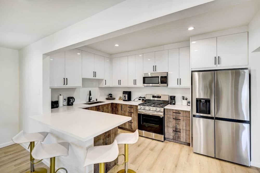 Private Pool & Spa: Stylish Palm Springs Home!