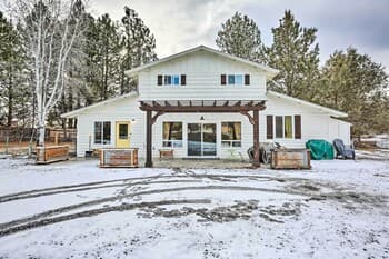 Pet-friendly Bend Vacation Rental w/ Yard!