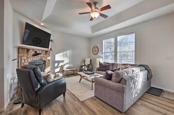 Chic Afton Home w/ Lake & Resort Access!