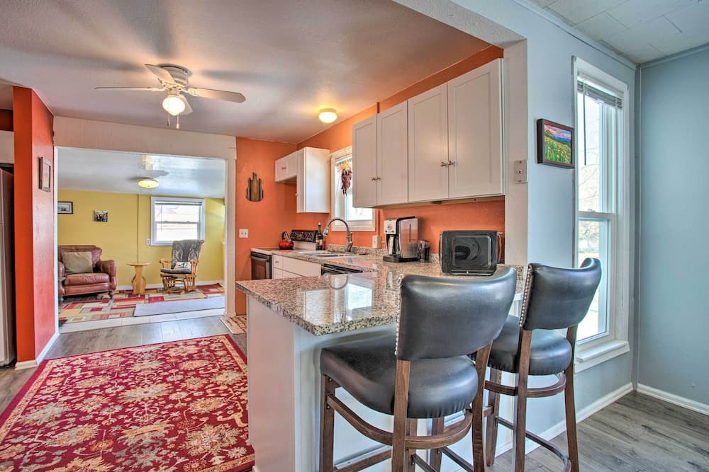 Downtown Home - 12 Mi to Black Canyon Natl Park!