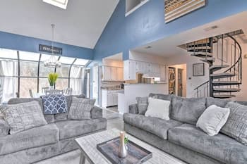 Vernon Township Home w/ Deck on Golf Course