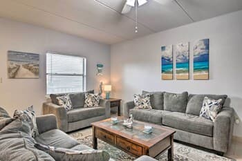 Sunny Pool-view Condo on South Padre Island!