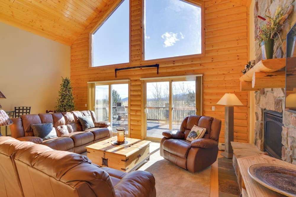 24-0224 Fairplay Cabin w/ Mountain Views!