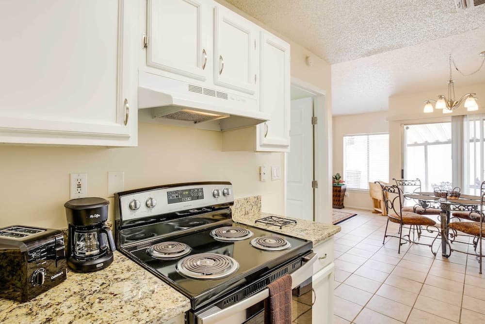 Sunny San Antonio Home w/ Backyard + Patio!