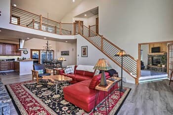 Serene Evergreen Home w/ Hot Tub + Mtn Views!