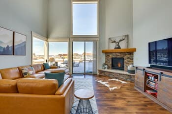 Fraser Home w/ Sleeping Loft ~ 5 Mi to Winter Park