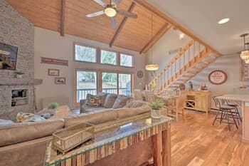 Lincoln Station Escape - Walk to Restaurants!