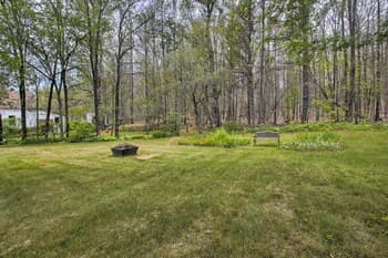 Modern Home - 2 Mi to Cranmore Mtn Resort!