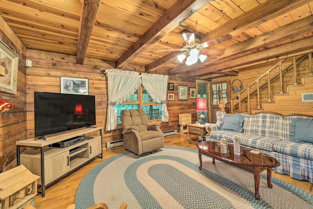 Scenic Creekside Cabin w/ Wraparound Porch!