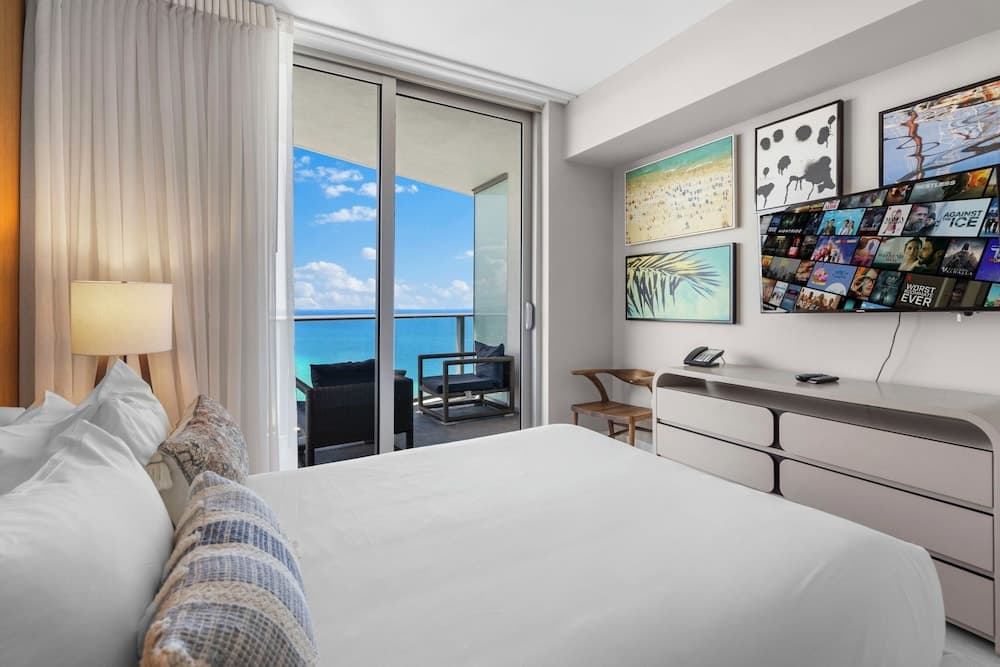 Seaside Splendor: Ocean & City Views