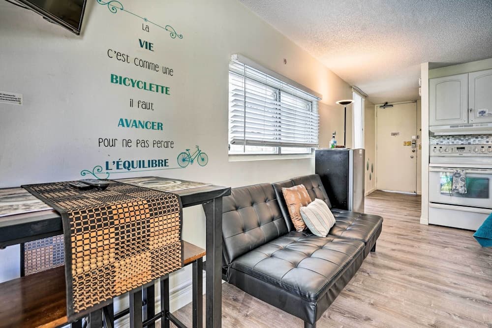 Centrally Located Vacation Rental in Waikiki!