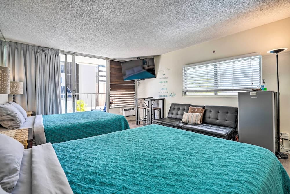 Centrally Located Vacation Rental in Waikiki!