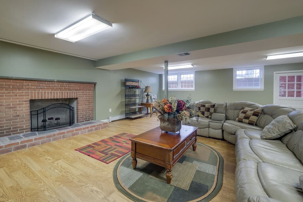 Nature Getaway w/ On-site Trails, 17 Mi to DC!