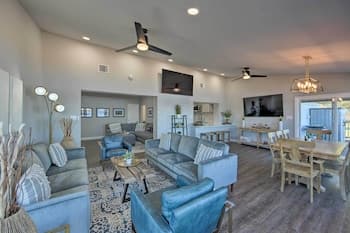 Lakefront Gun Barrel City Home w/ 5 Acres!