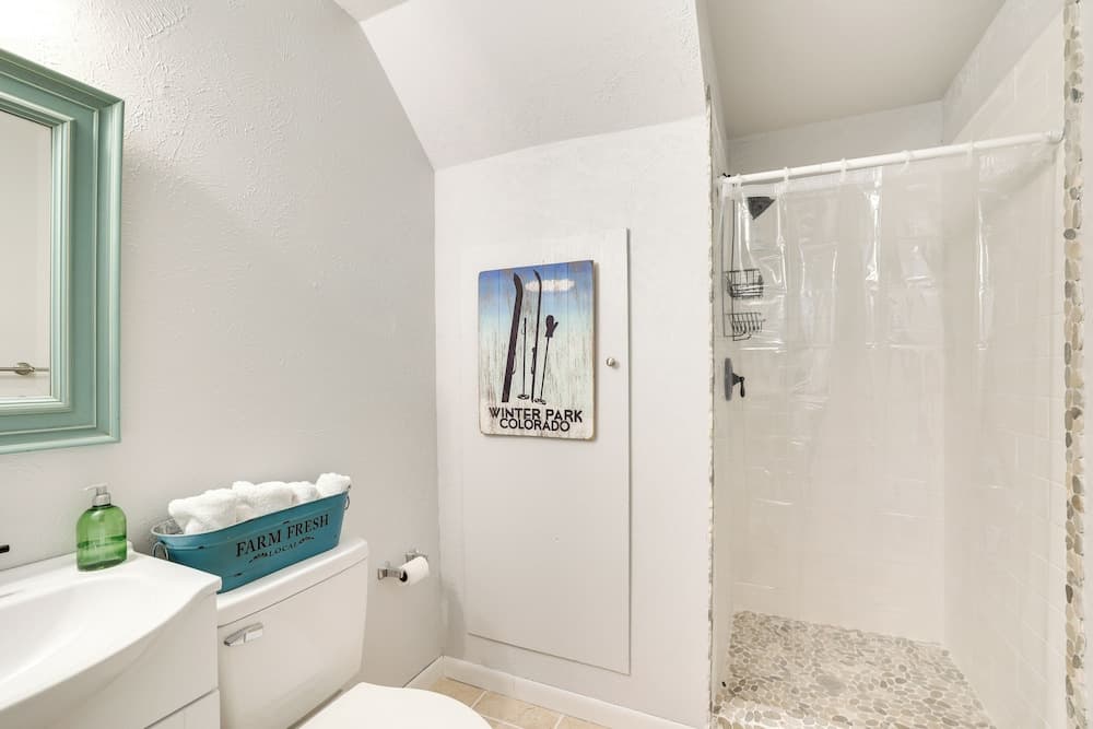 Quaint Winter Park Townhouse < 5 Mi to Ski!