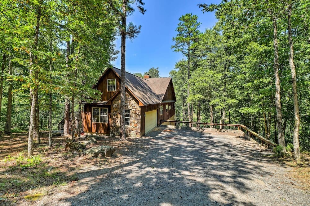 Lakefront Family Escape w/ Fire Pit & 2 Decks!