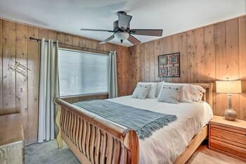 Tree-lined Lake Arrowhead Cabin, Near Trails!