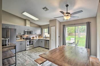 Palm Coast Getaway w/ Private Yard & Grill!