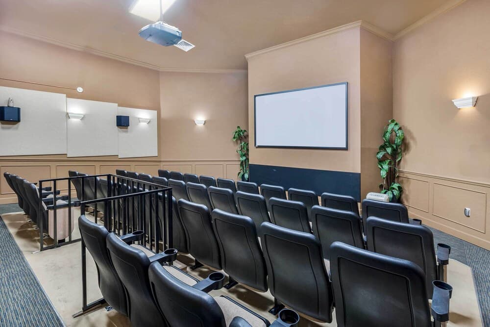 Resort Condo in Kissimmee ~ 3 Mi to Disney!