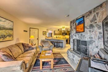 New Mexico Condo w/ Fireplace & Mountain View