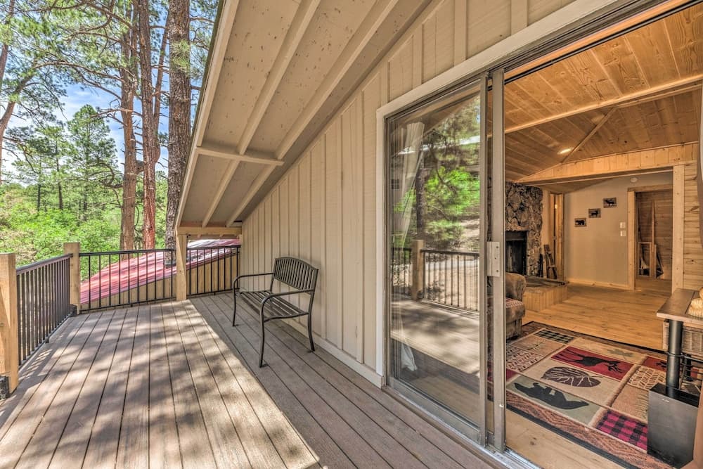 Ruidoso A-frame Cabin ~ 1 Mi to Grindstone Lake!