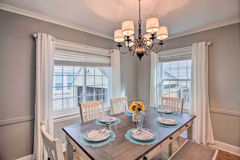 Charming Tulsa Bungalow w/ Furnished Deck!