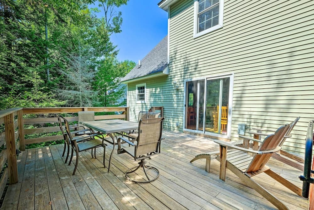West Dover Home w/ Deck, Grill & EV Outlet