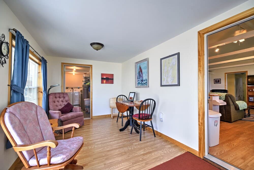 'willow Point' ~ Lake Champlain House w/ 2 Kayaks!