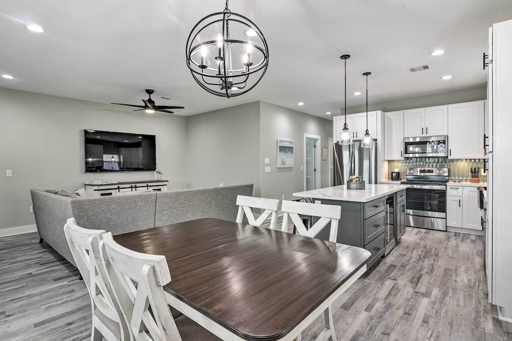 Boat Launch Access: Galveston Home Near Beach!