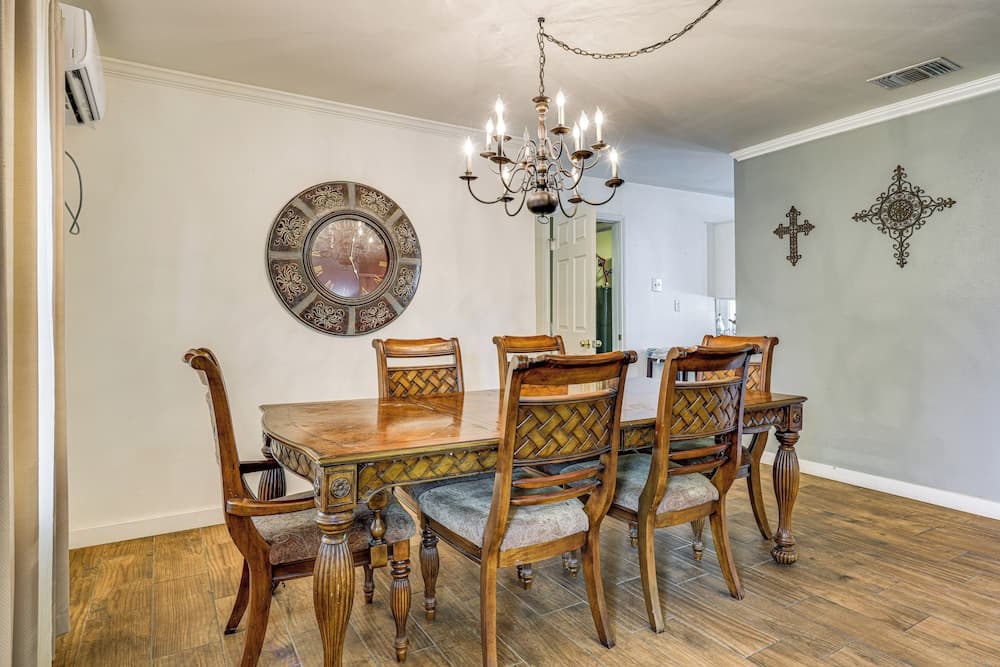 Charming Lake Retreat w/ Patio & Boat Parking!