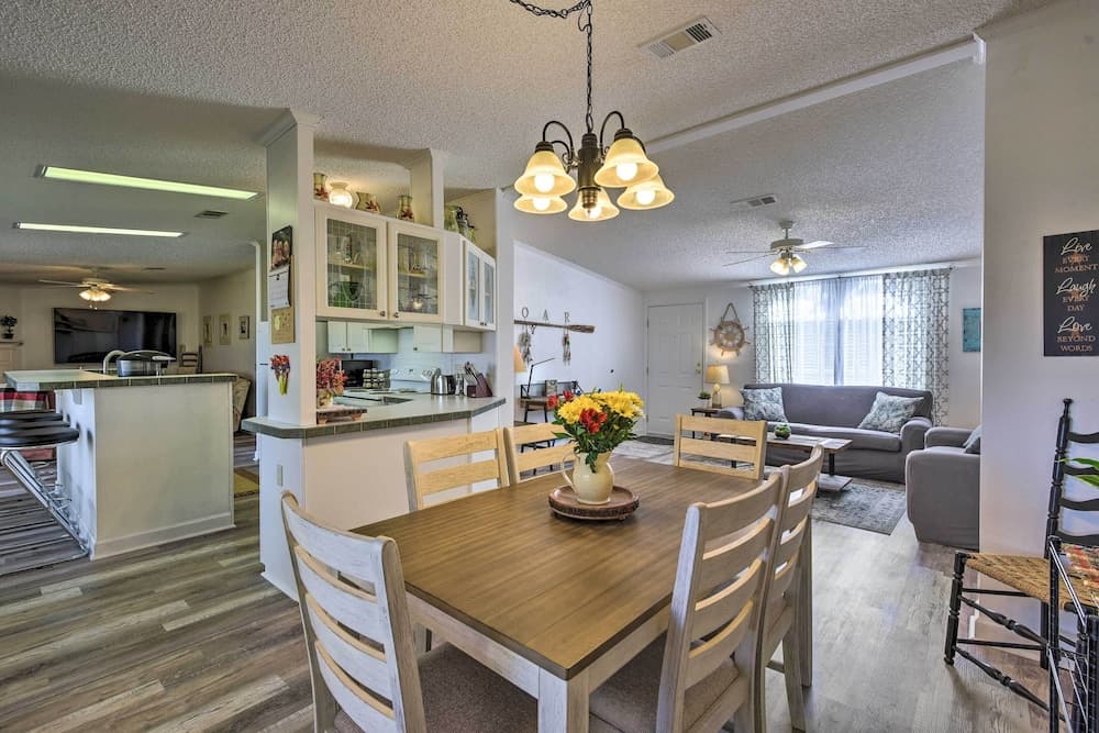 2 Living Rooms: Crescent City Home