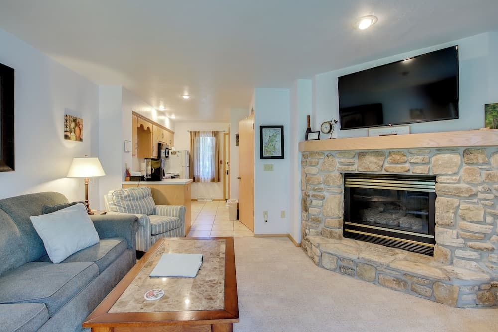 'door County Getaway' - Walk to State Park!