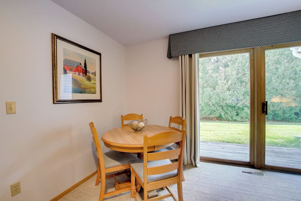 'door County Getaway' - Walk to State Park!