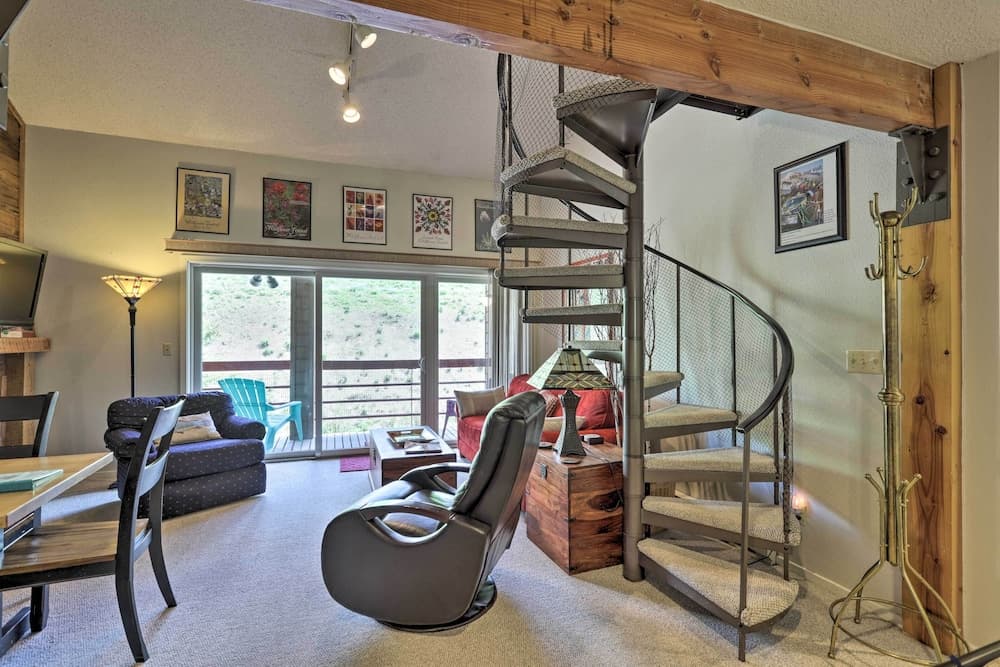 Mt Crested Butte 'cajun Chalet' Condo: Walk to Ski