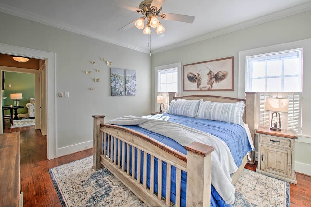 Private Pet-friendly Retreat w/ Pool, Near Oaklawn