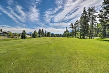 Columbia Falls Private Retreat: Pool Table & Deck!