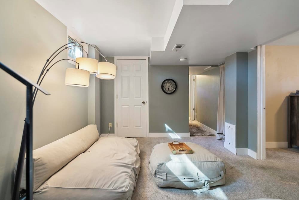 Cozy Montana Retreat w/ Fire Pit & Mountain Views!